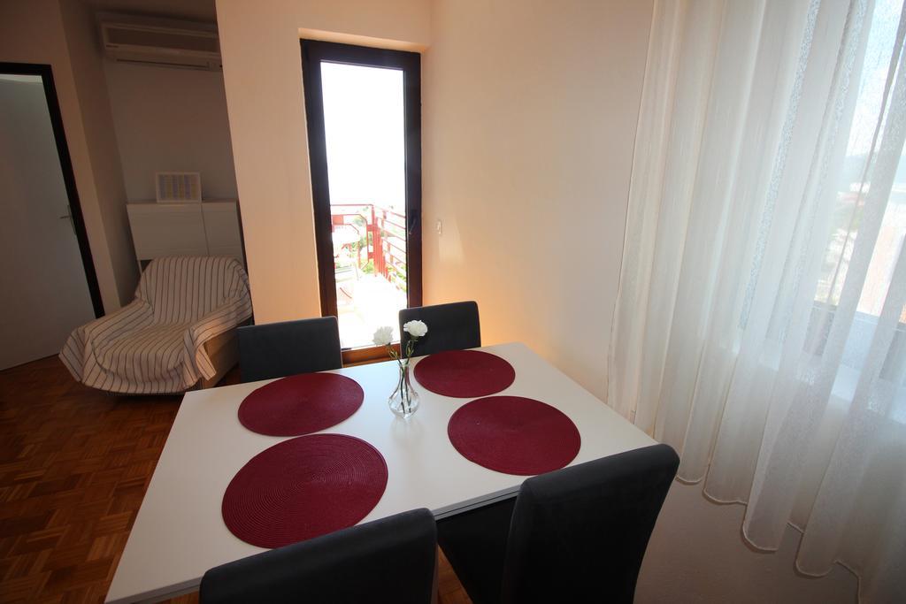 Apartments Nikola Novi Vinodolski Extérieur photo